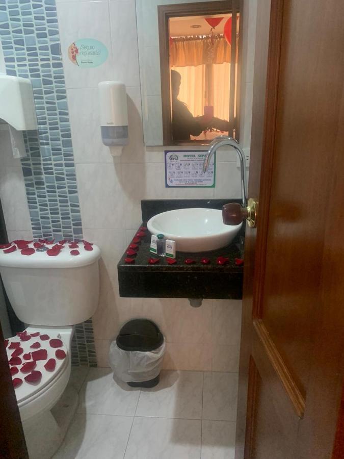 Hotel Sipa ドゥイタマ エクステリア 写真