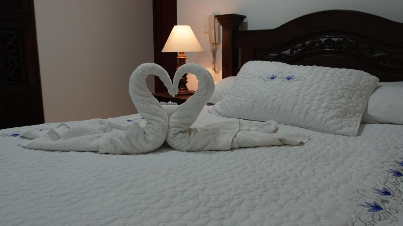 Hotel Sipa ドゥイタマ エクステリア 写真